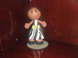 bonecas de e.v.a 06